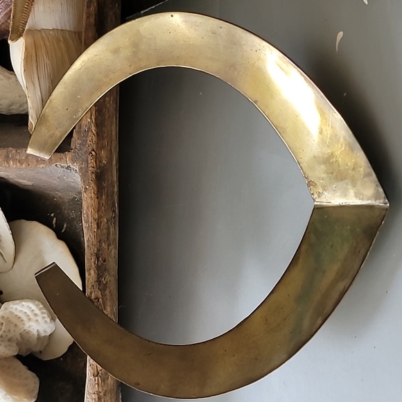 Vintage Brass Minimalist Gold Hammered Necklace - Picture 3 of 4